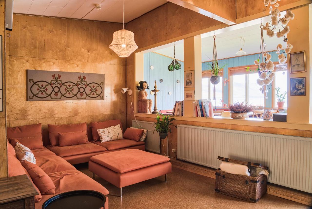 Hafaldan Hi Hostel - Harbour Building Seydisfjordur Екстер'єр фото